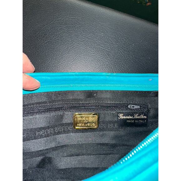 VINTAGE EIGHTIES 80's HENRI BENDEL TURQUOISE QUILTED LEATHER CROSSBODY BAG - Picture 4 of 11